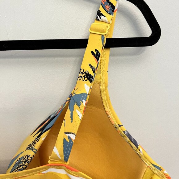 NWT Yellow Tropical Leaf Print Tankini Top - Picture 6 of 11
